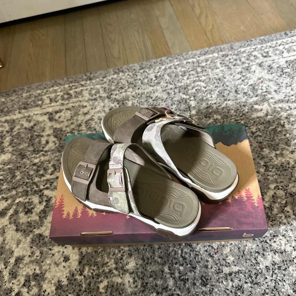 Bionica Nailley Waterproof Slip On Slides